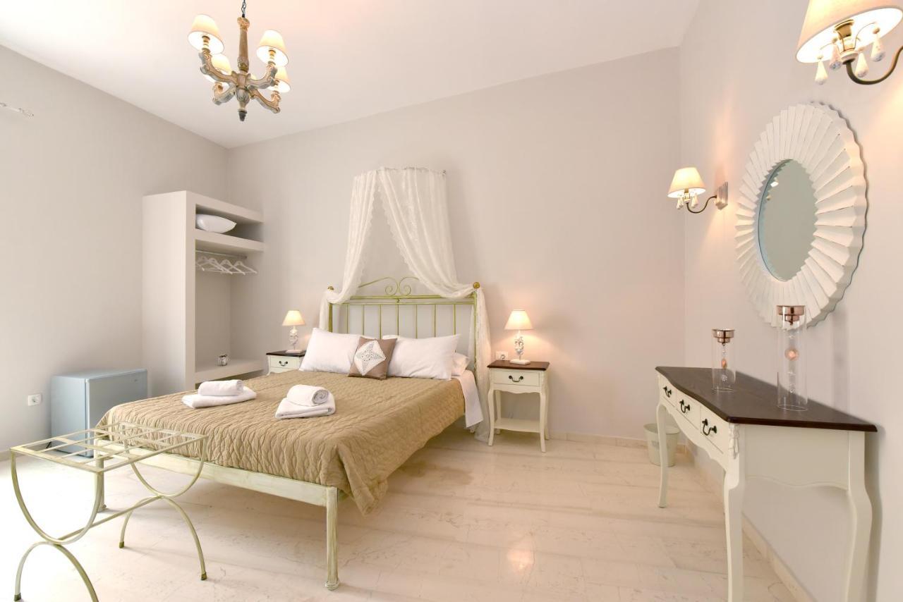 Oisyra Hotel Ermoúpoli Eksteriør bilde