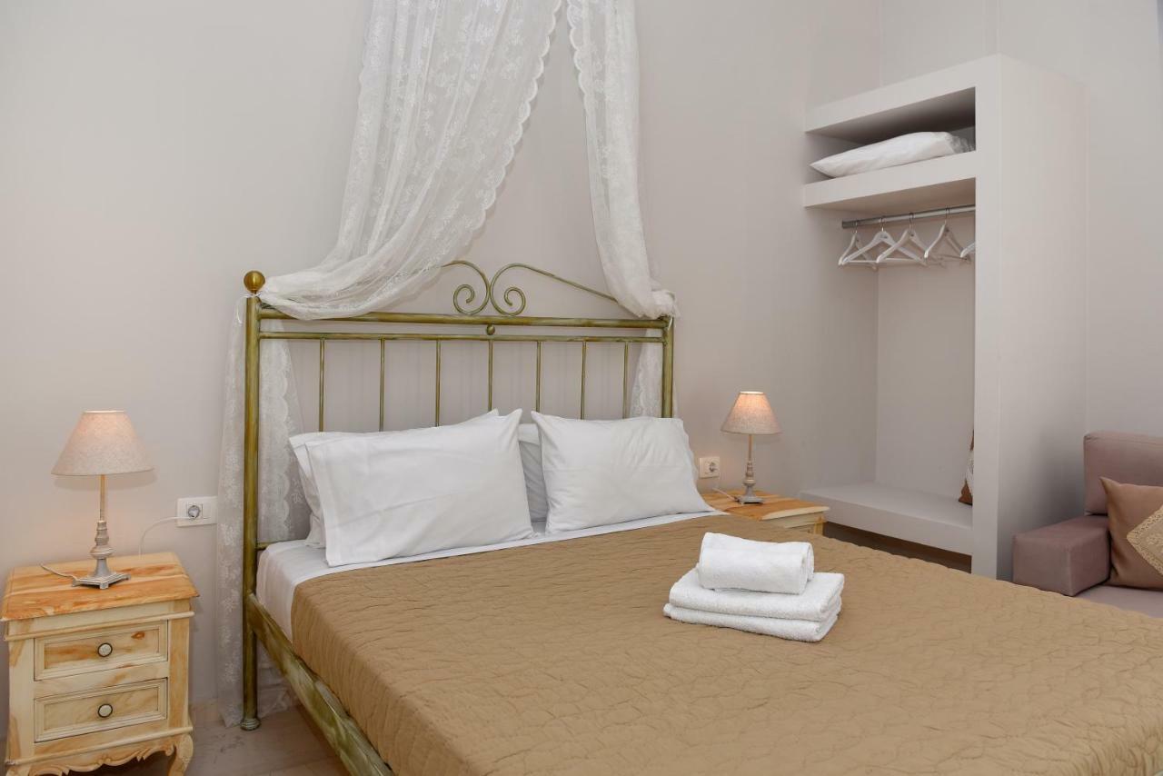 Oisyra Hotel Ermoúpoli Eksteriør bilde